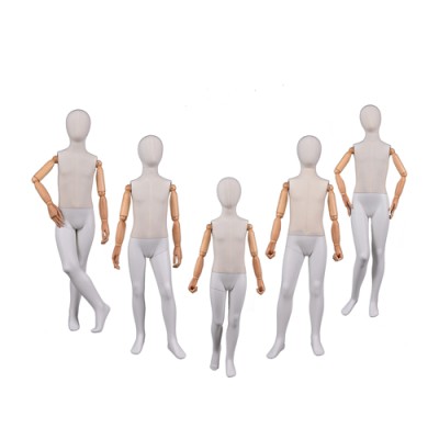 Dummies And Mannequins